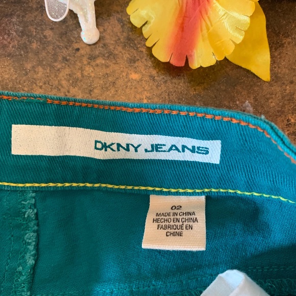 🌈 DNKY Soho Skinny Jeans - Picture 6 of 8